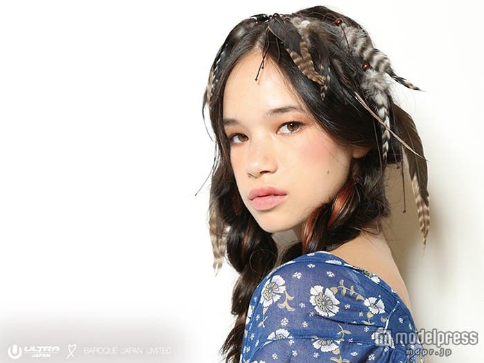 フェザーヘッドアクセサリー