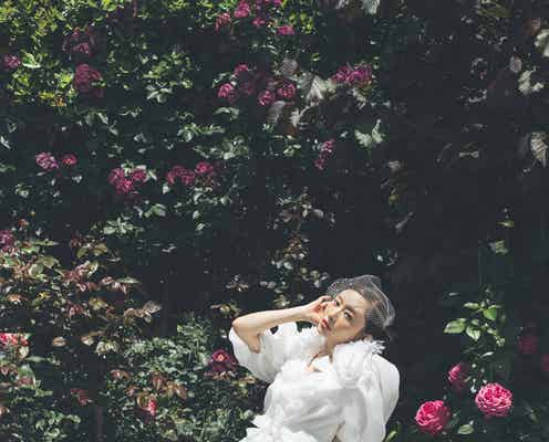 松本まりか、“幸せオーラ全開”ウエディングドレス姿で「ゼクシィ」表紙 飾らない本音で恋愛観&結婚観語る