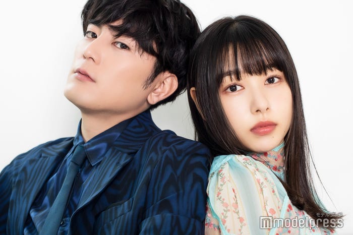 (左から)間宮祥太朗、桜井日奈子 (C)モデルプレス