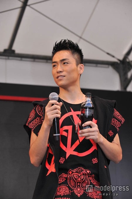 「コカ・コーラゼロ×EXILE新TVCM発表イベント」に参加したEXILEのTETSUYA