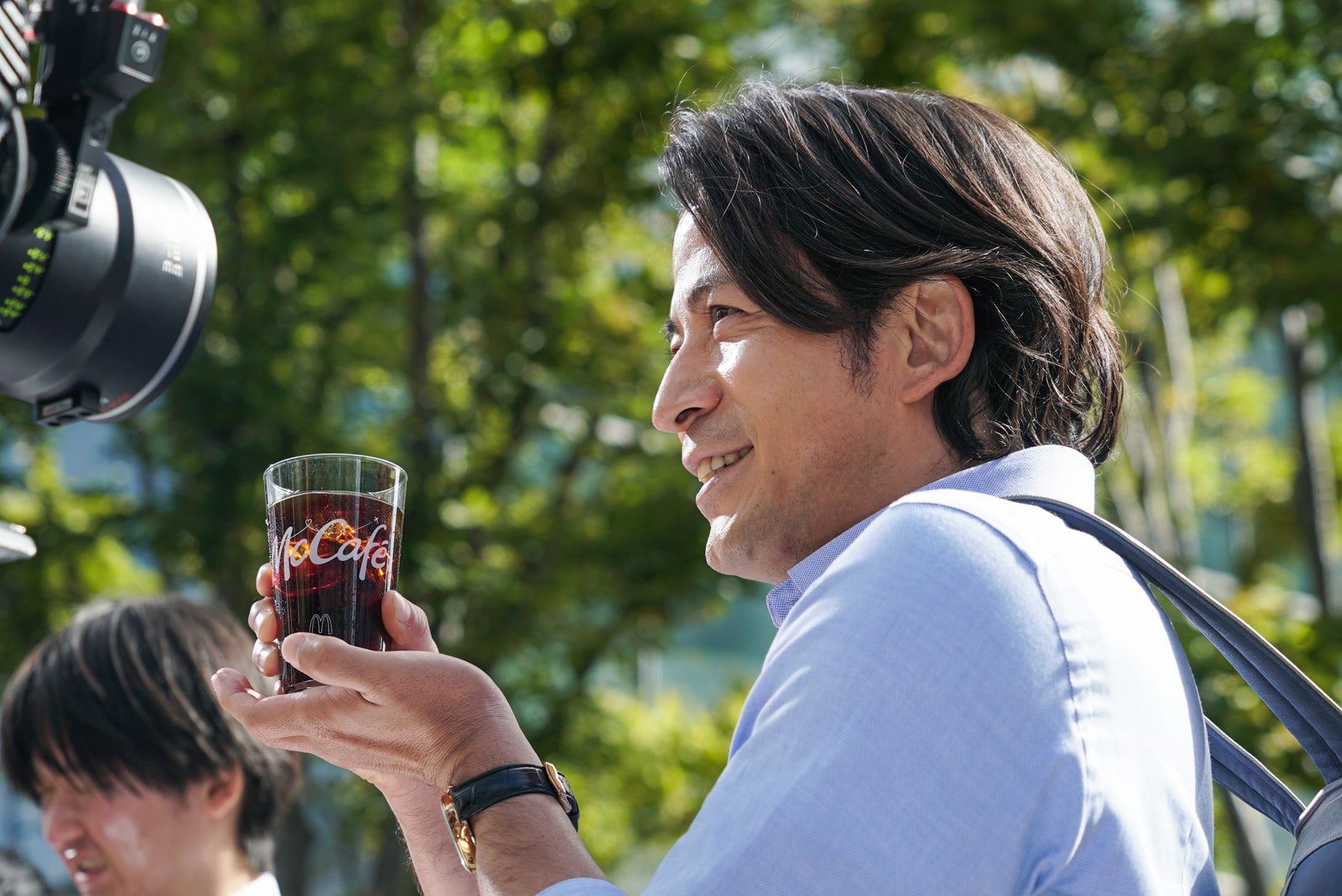 岡田准一／新TVCM「ここ天国かよ」篇メイキングより（提供写真）