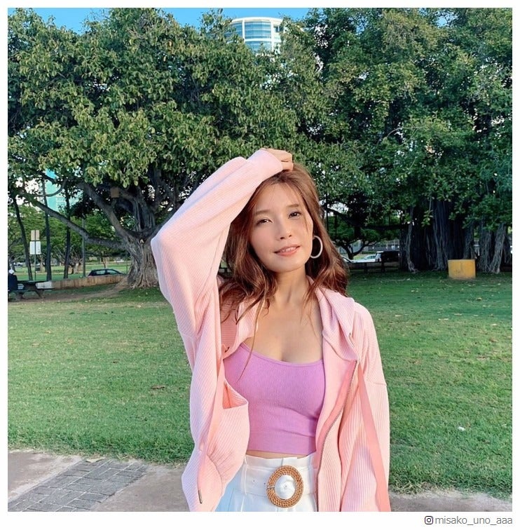 AAA宇野実彩子のリゾートルックにファン悶絶「SEXY＆キュート」「見惚れちゃう」