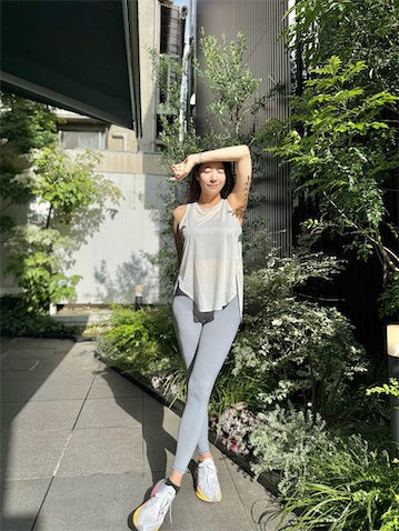 40歳"美しすぎる気象予報士"、ボディライン際立つランニングウェア公開「ナイススタイル」