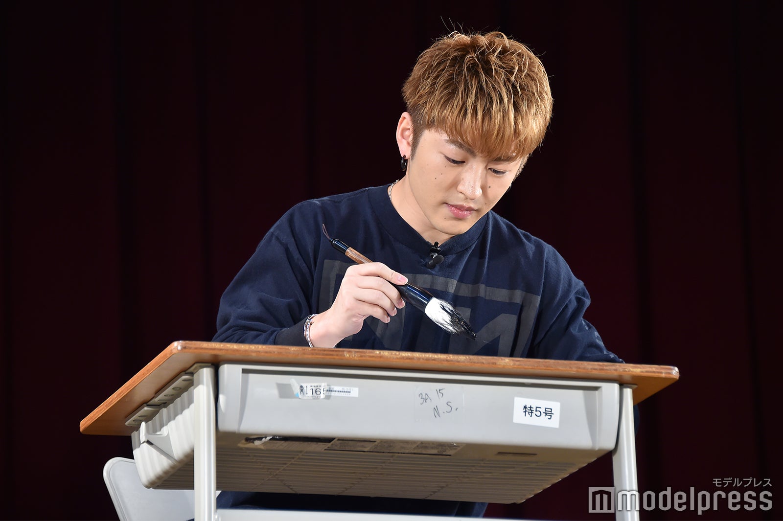 佐野玲於／「お題『青春と言えば…？』を個性溢れる言葉で表現対決」の様子 （C）モデルプレス