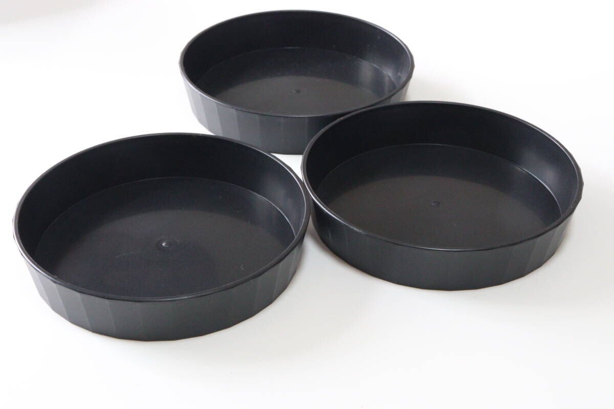 ダイソーのエコプレートは3個入り100円