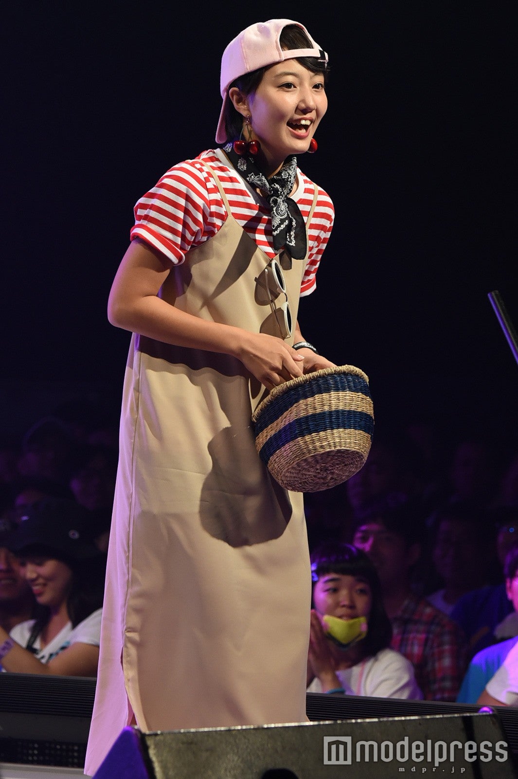 新井愛瞳（C）モデルプレス