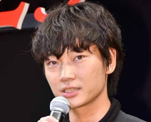 綾野剛、「薄っぺらくてどうしようもない男です」