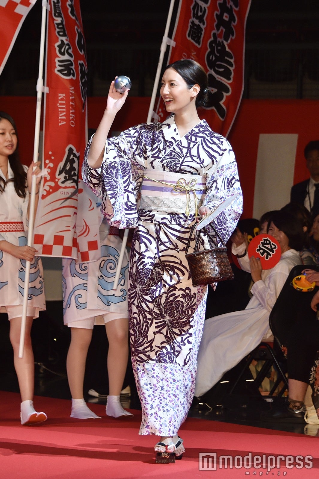 （C）モデルプレス