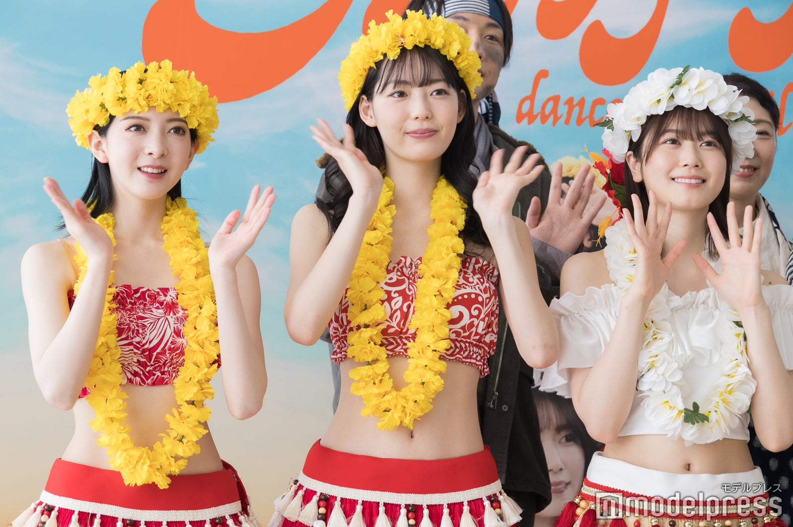 菅原りこ、中村里帆、丹生明里（C）モデルプレス