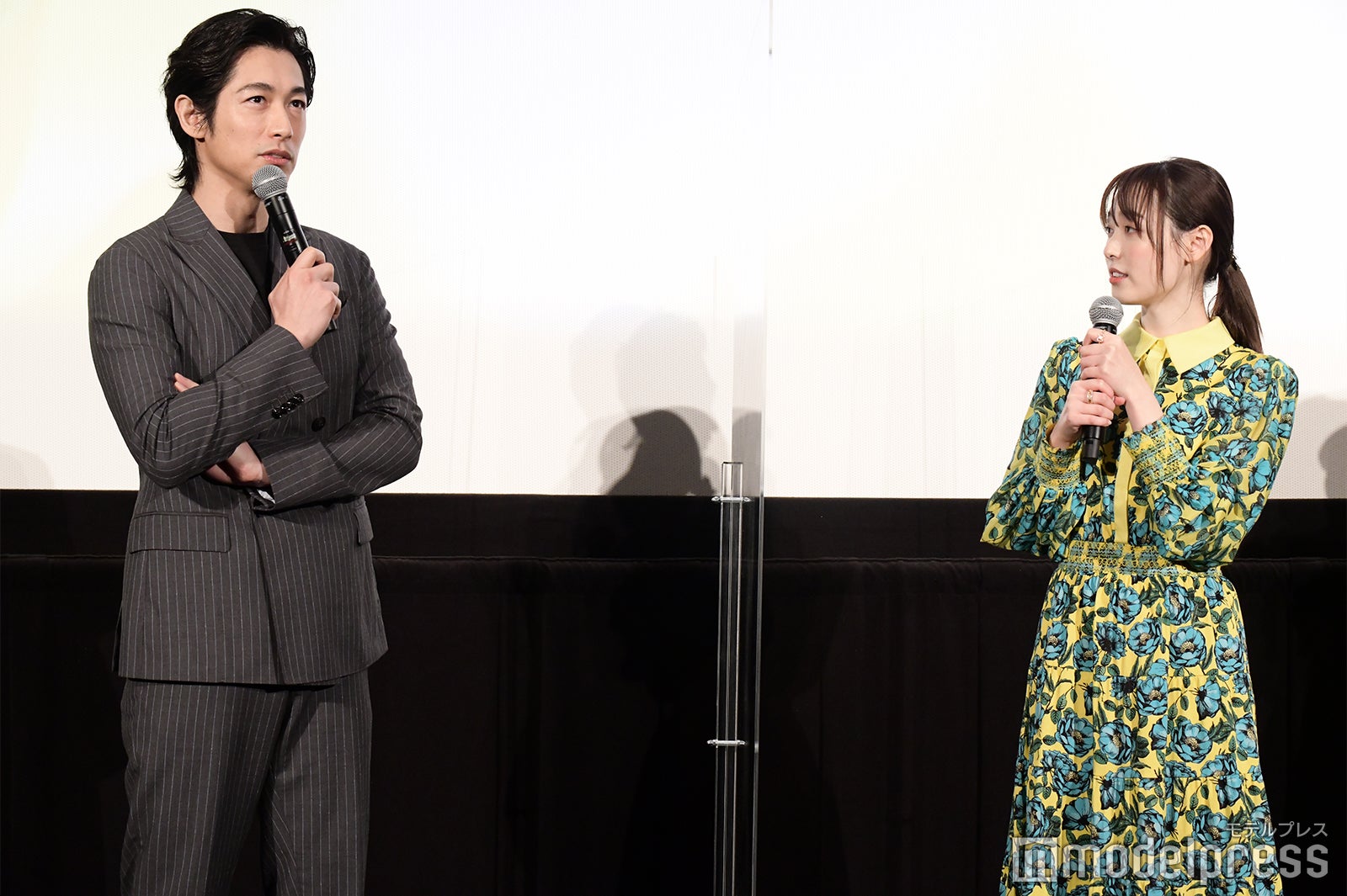 ディーン・フジオカ、福原遥（C）モデルプレス