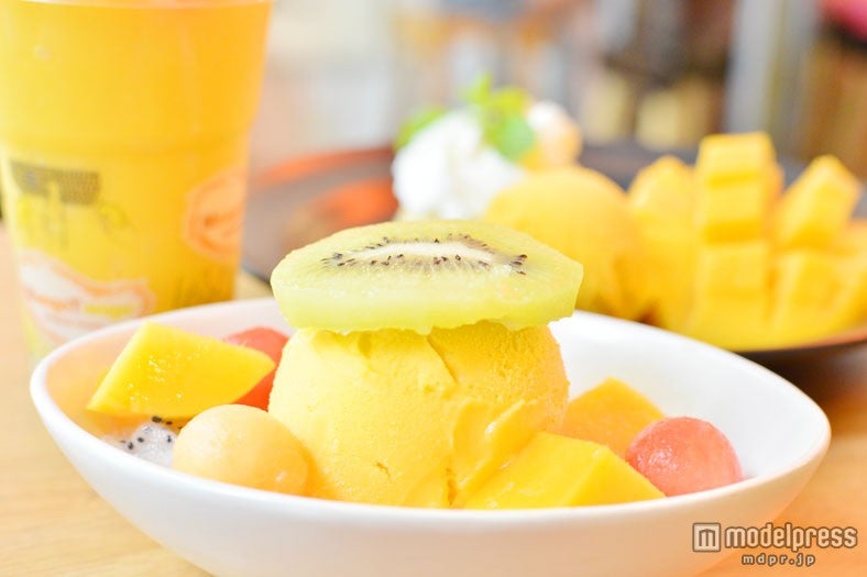 タイ産フルーツがごろごろ入った「マンゴアイスバーグ」85バーツ