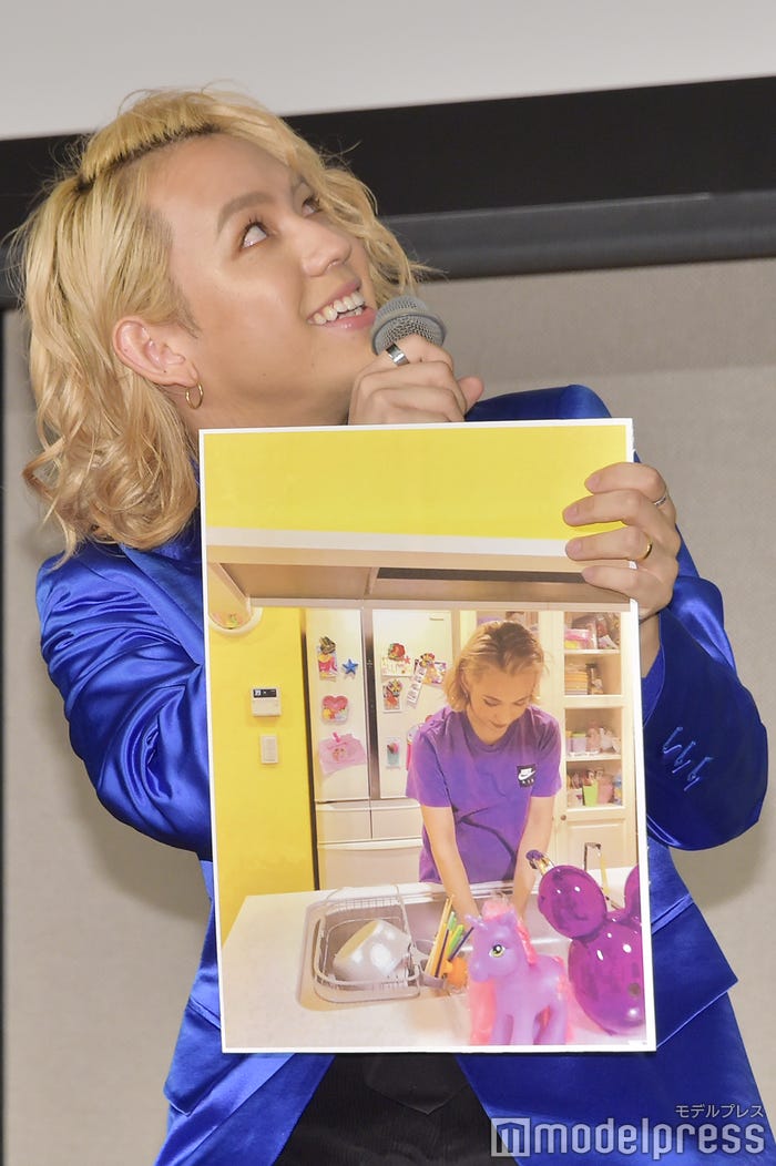 率先して家事をしているというりゅうちぇる (C)モデルプレス