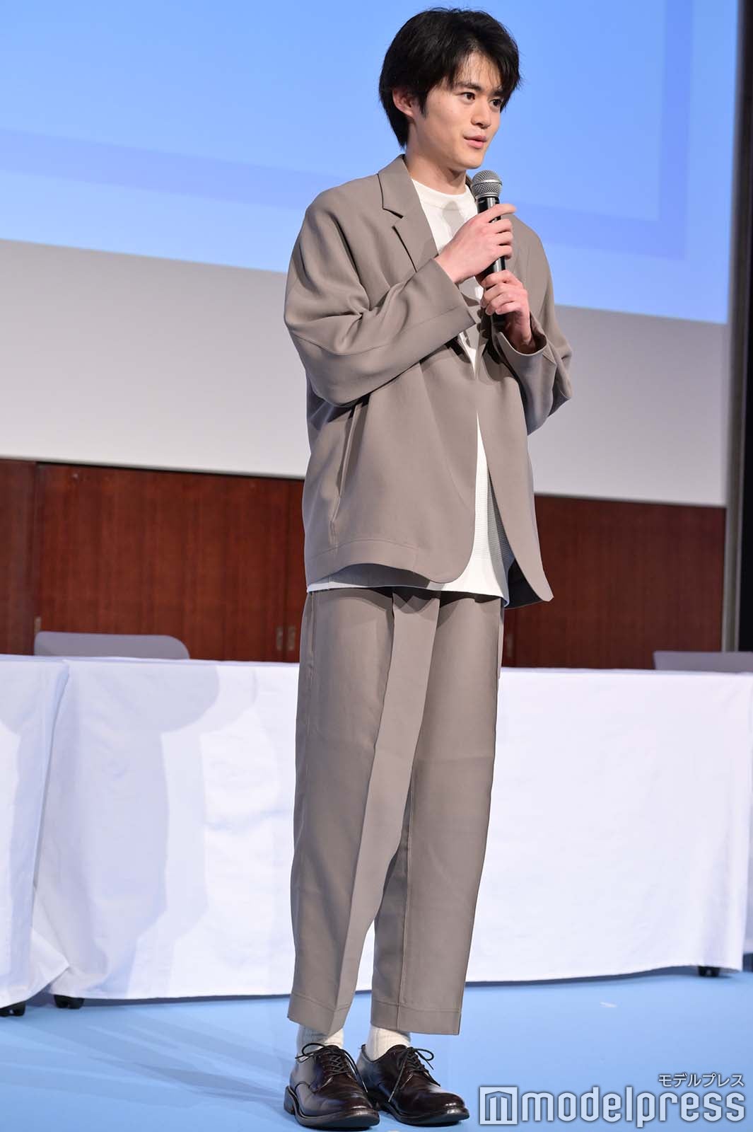 鈴鹿央士（C）モデルプレス