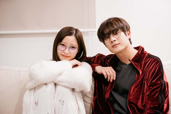 松川星、橋本裕太「恋愛ドラマな恋がしたい~Kiss me like a princess~」(C)AbemaTV, Inc.
