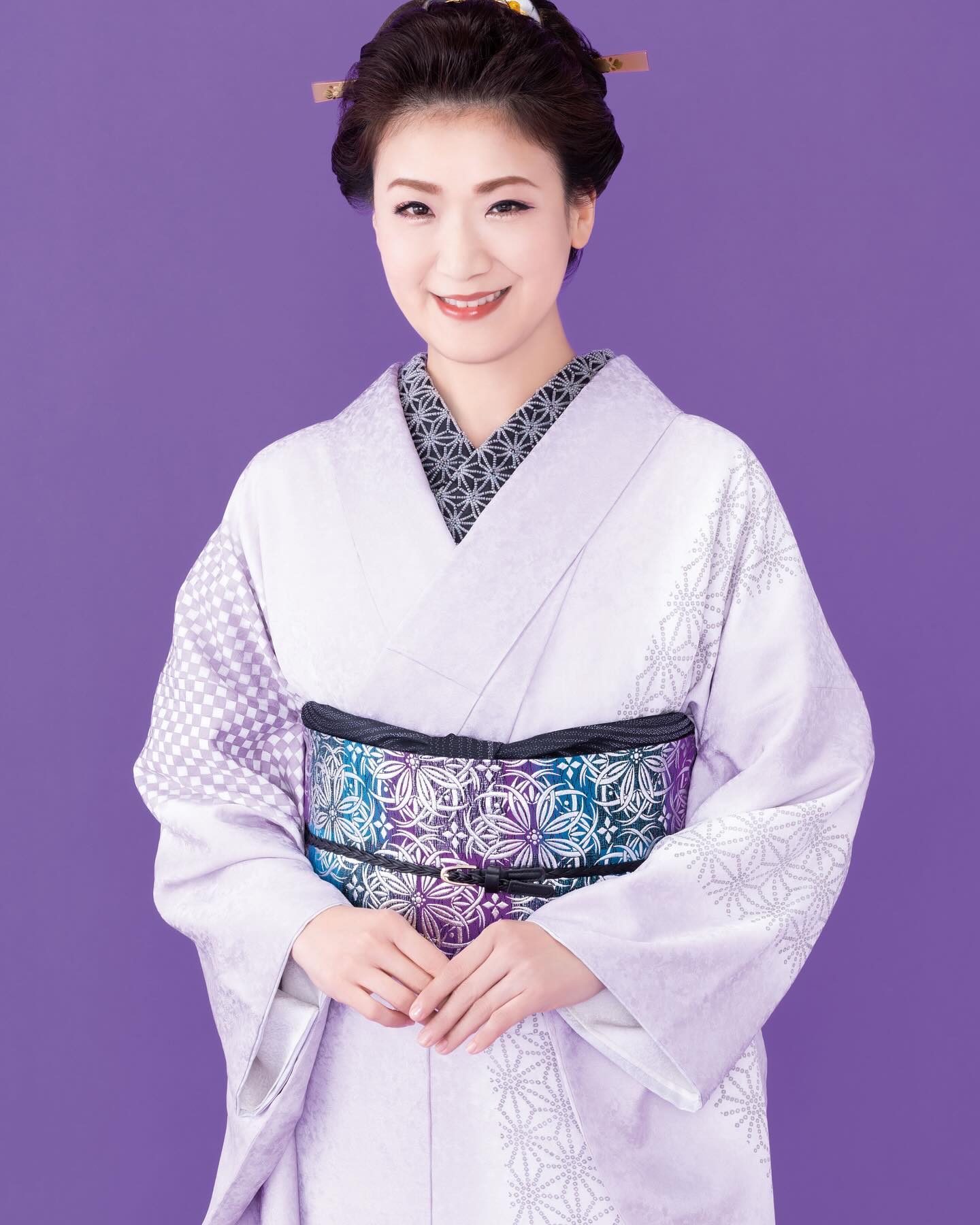 「レコ大」受賞歌手、卵巣がんのため抗がん剤治療へ 延期予定の公演も中止発表