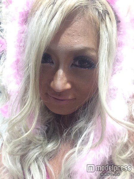 気を操る34歳現役黒ギャルに反響 「見かけによらない」特技にマツコも驚愕