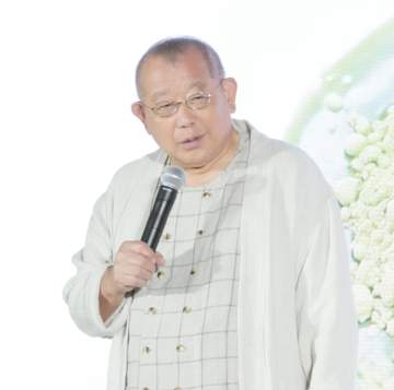 笑福亭鶴瓶 夫婦円満の秘訣は「嫁の言いなり」と即答 53回目の結婚記念日に手紙交換「うまいこと書くんですよ」
