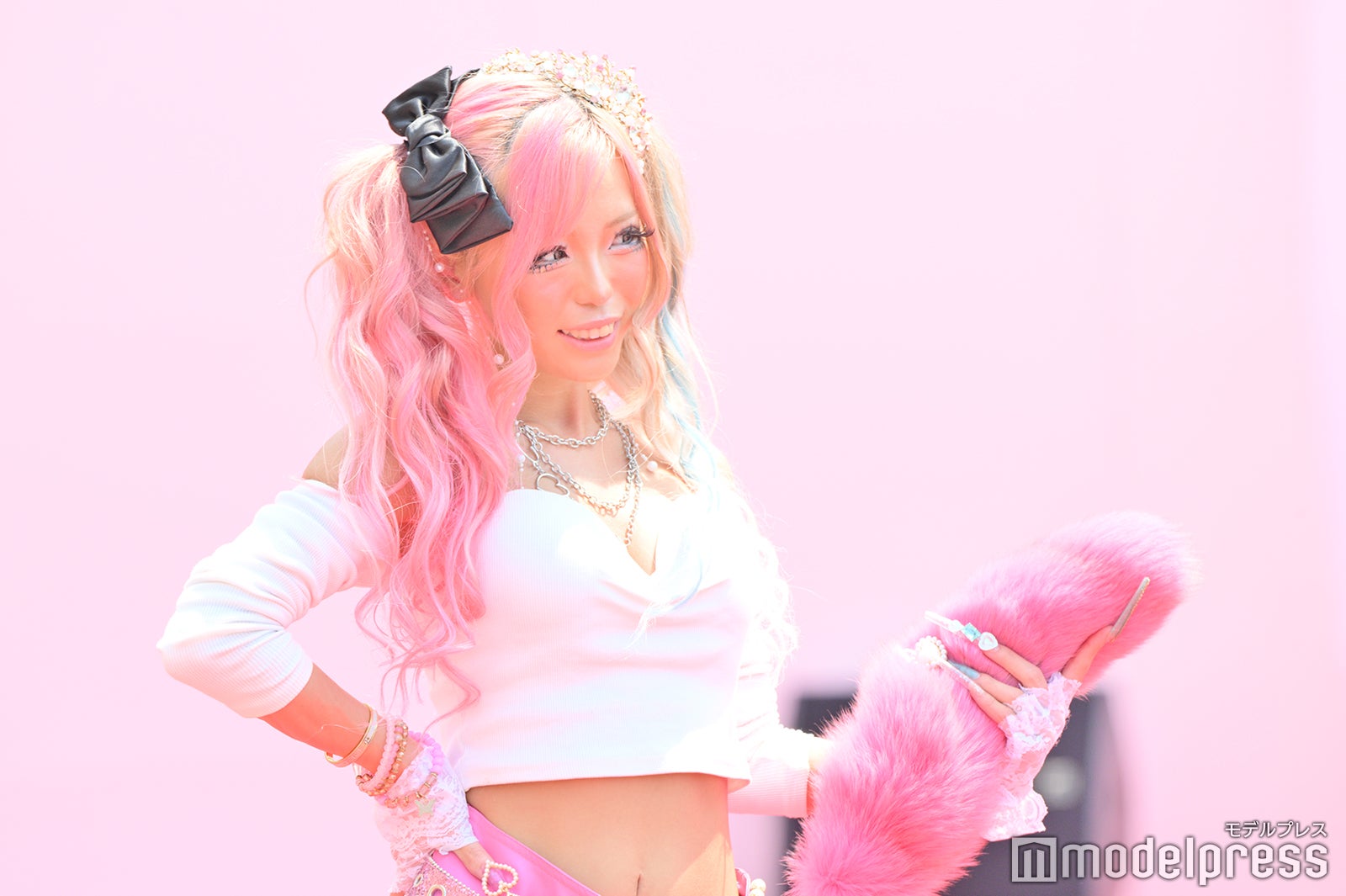 （C）モデルプレス