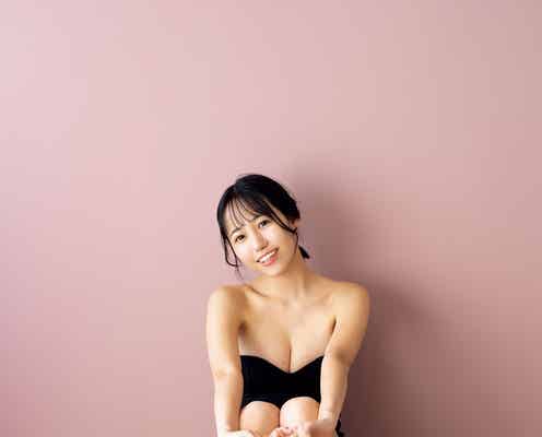 「ミスFLASH2023」弓川いち華、“ヘビブラ”で魅せる美ボディ