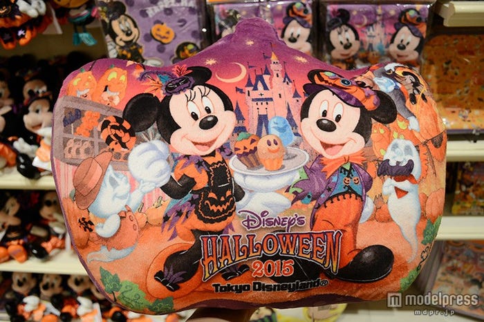 クッション¥2800