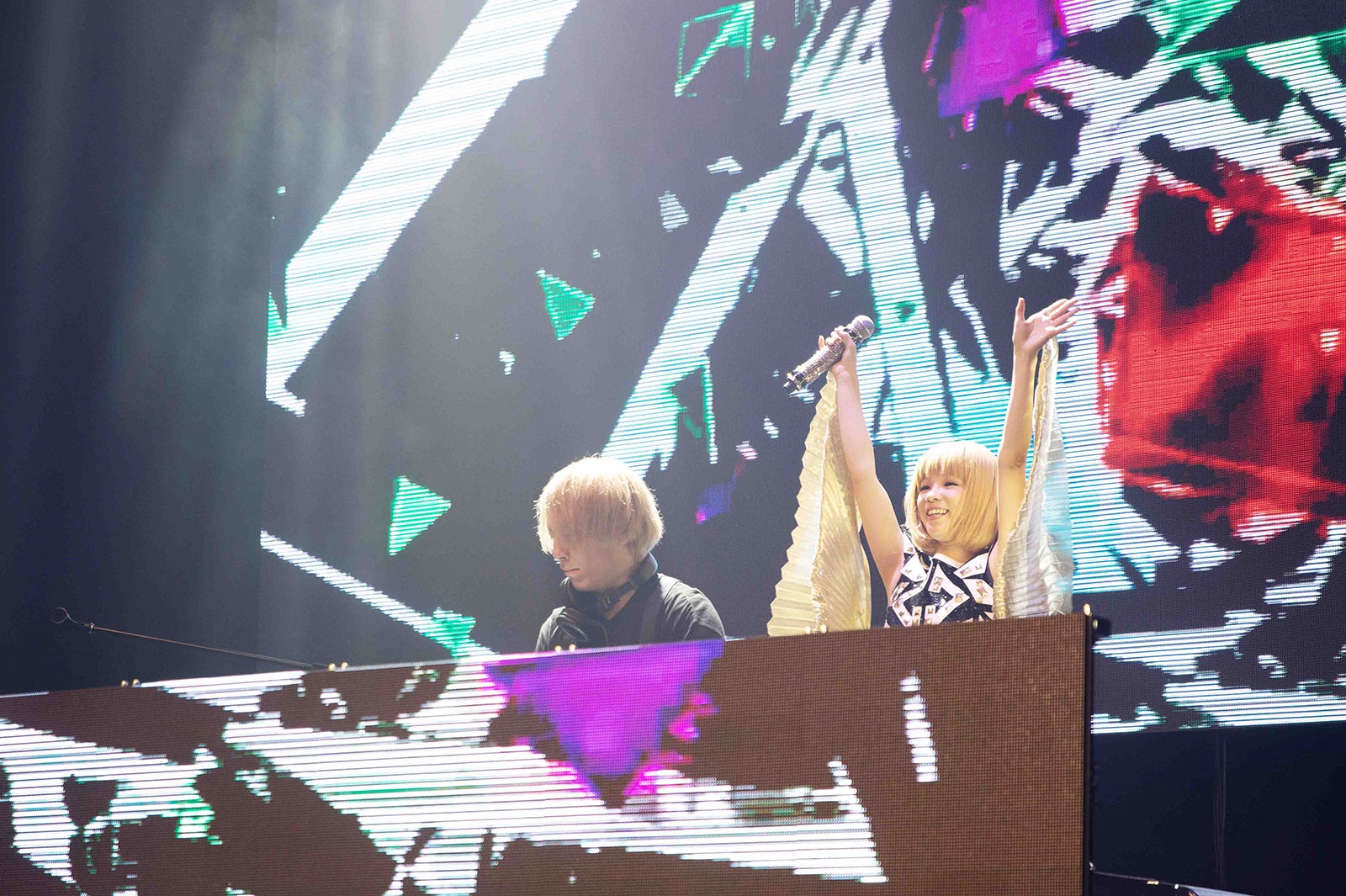 CAPSULE （提供写真）