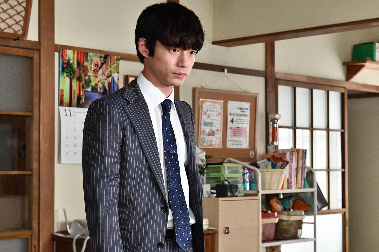 坂口健太郎／「婚姻届に判を捺しただけですが」第6話より（C）TBS