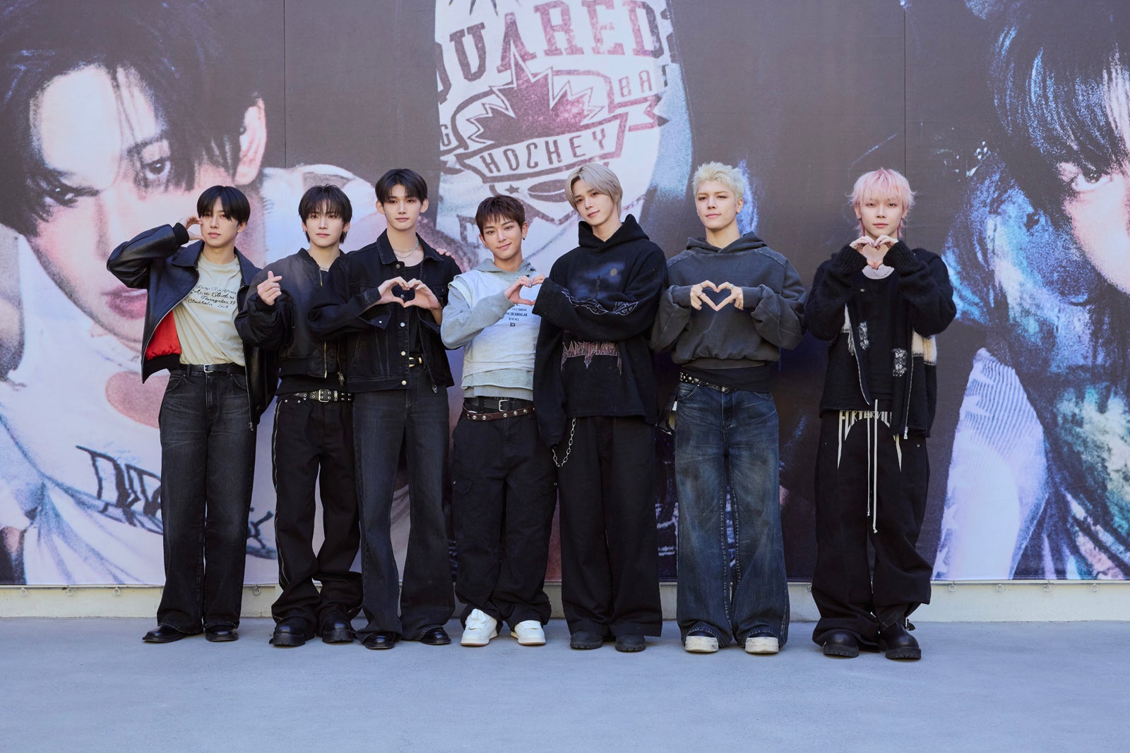 ポップアップストアを訪れた&TEAMメンバー／（左から）FUMA、YUMA、JO、HARUA、K、MAKI、NICHOLAS（C）YX LABELS