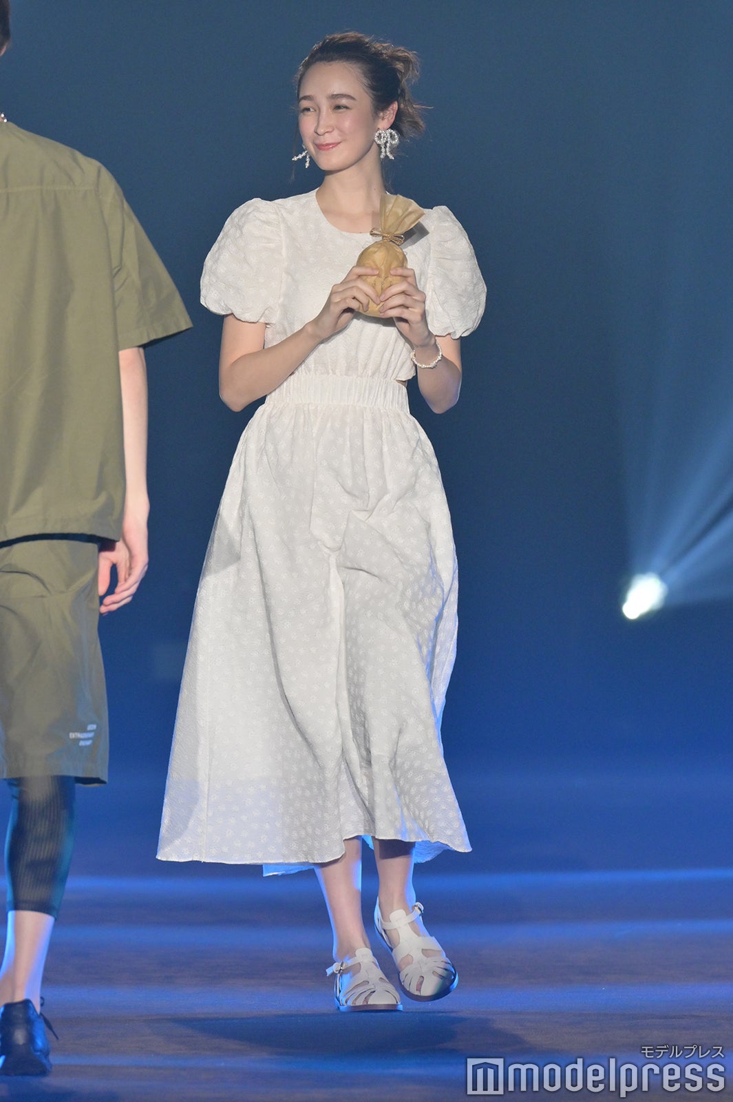 藤井サチ（C）モデルプレス