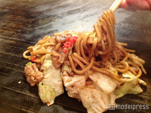 油カス入り道頓堀焼きそば／画像提供：全日本 肉汁グランプリ実行委員会