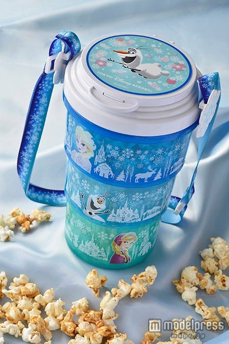 ポップコーン、バケット付き ¥1,600(C)Disney