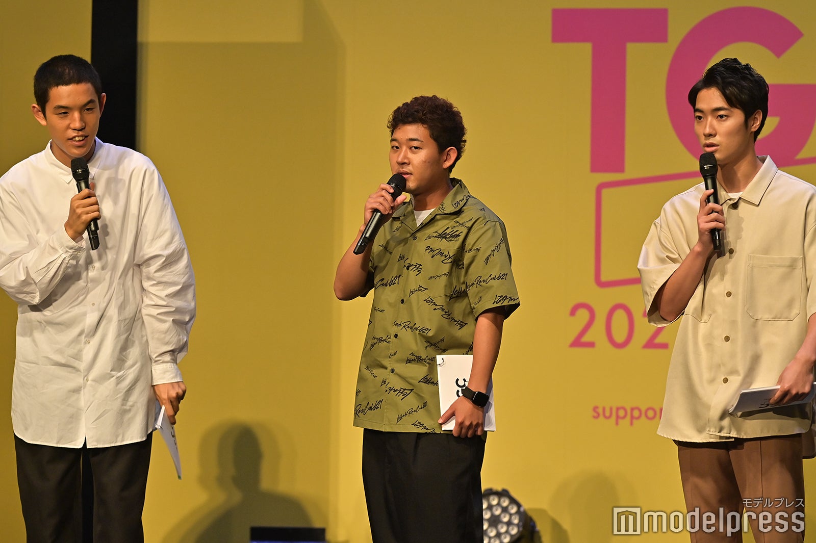 四千頭身「8時間滑り続けた」 オンライン開催に嘆き＜TGC teen 2021 Summer＞