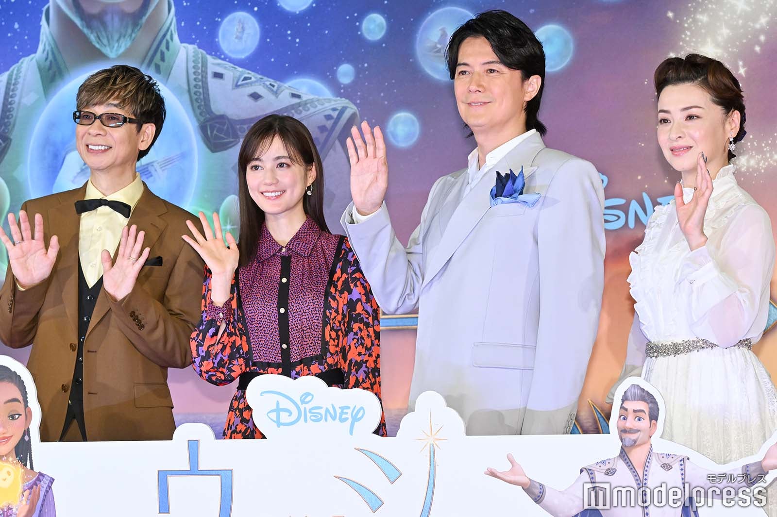 （左から）山寺宏一、生田絵梨花、福山雅治、檀れい（C）モデルプレス