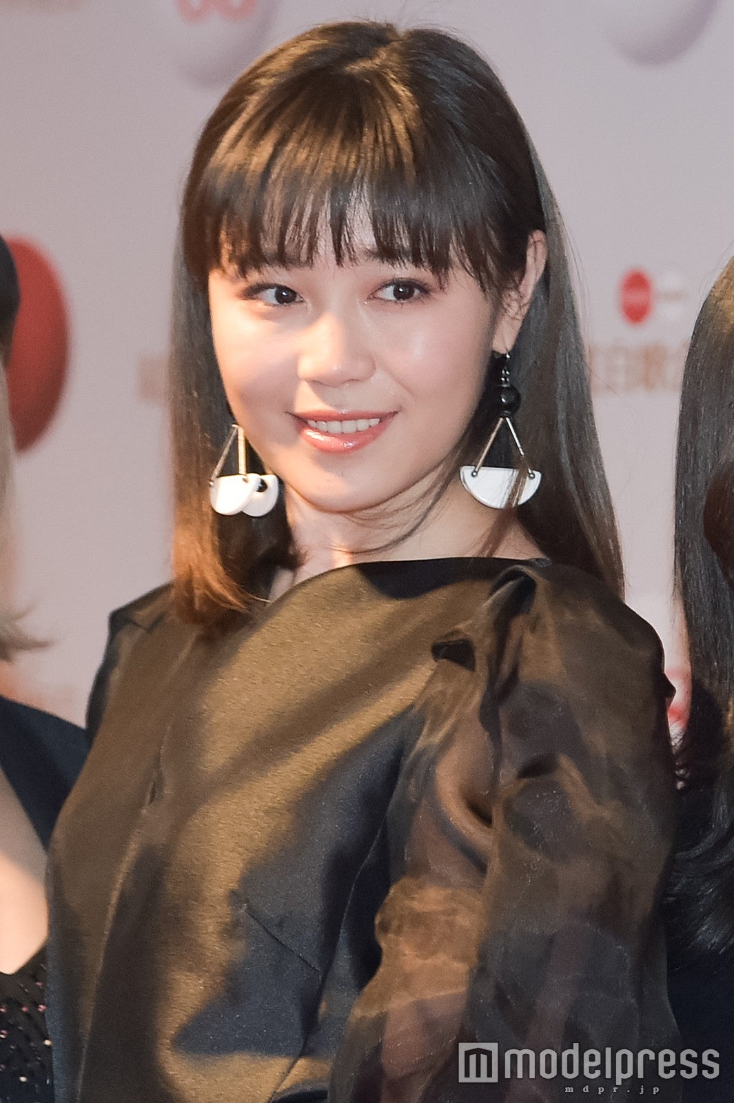 E-girls （C）モデルプレス