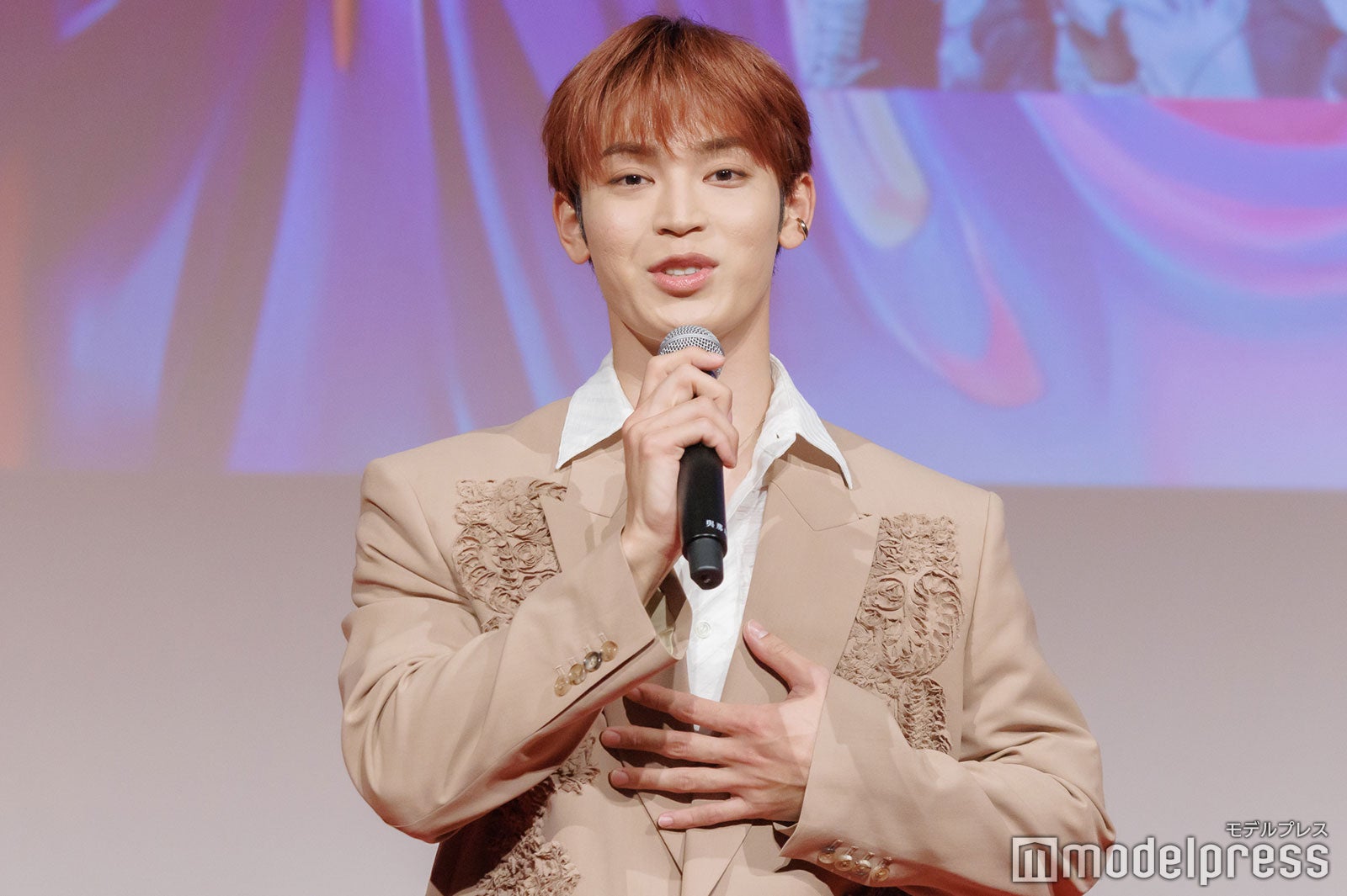 與那城奨（C）モデルプレス