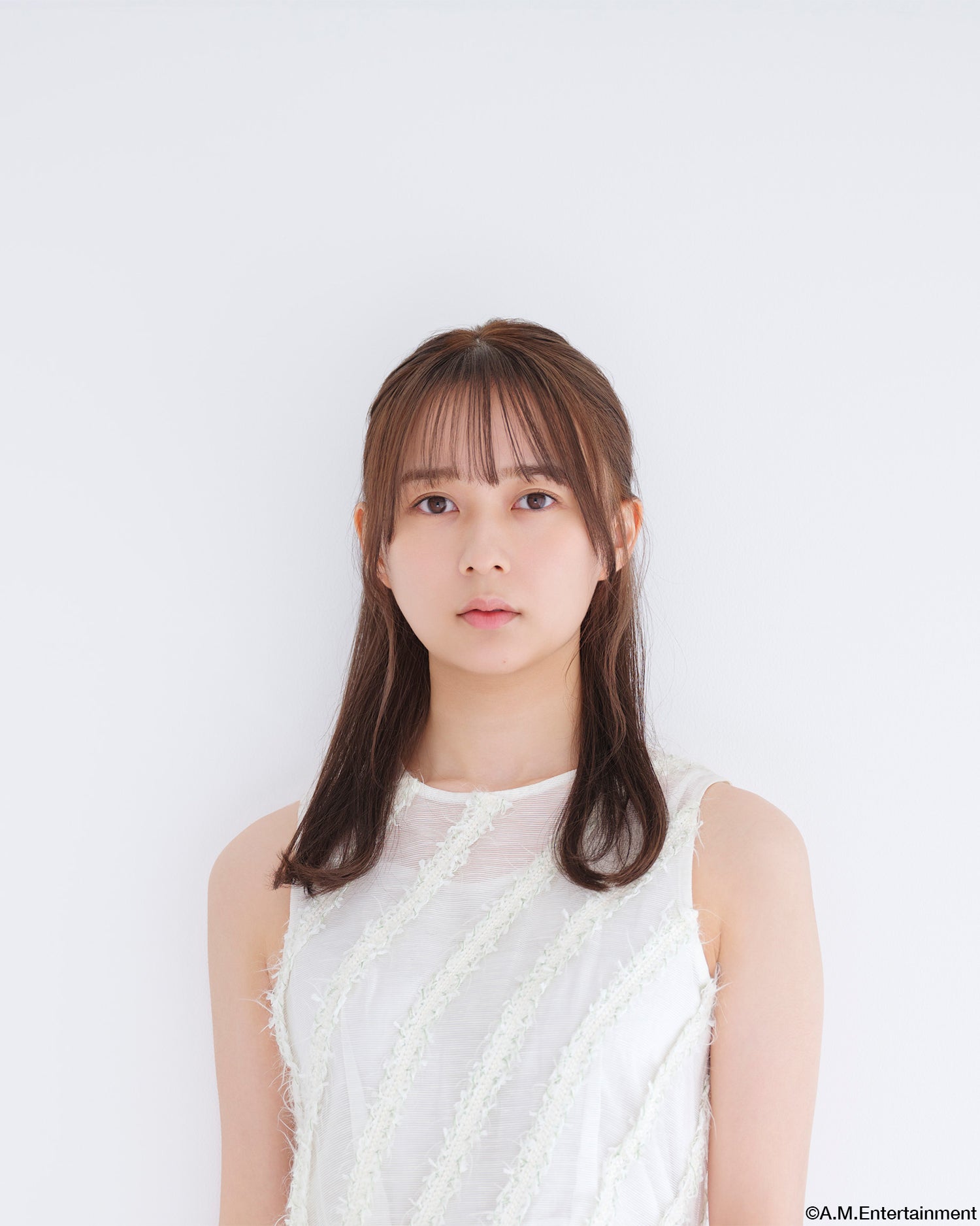 鈴木絢音、朗読劇初出演 原爆で父を亡くした娘役「演じる覚悟を決めました」【父と暮せば】