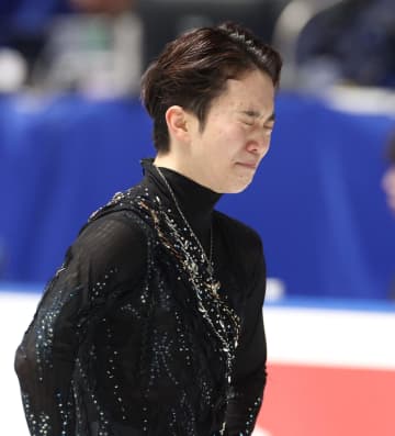 27歳、友野一希は初五輪絶望的も「幸せな時間だった」4回転乱れ続いた転倒 涙止まらずも「人として成長できる素敵な4分間」「やっぱり若い子たちはすごい」