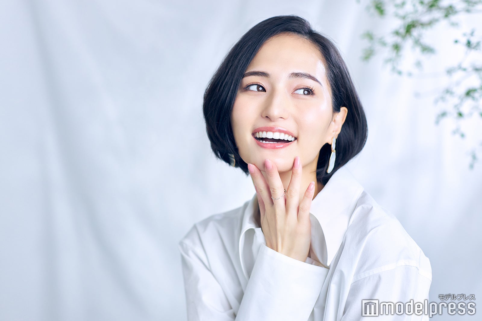 山賀琴子（C）モデルプレス