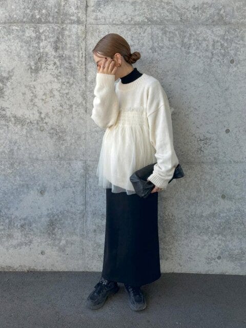 モノトーンのきれいめカジュアルコーデ