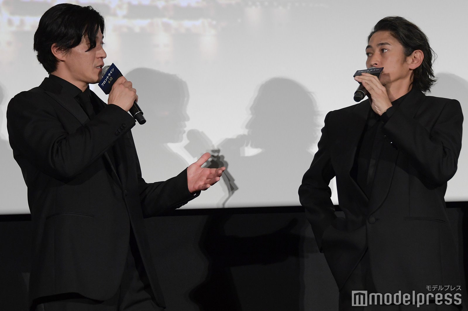 小栗旬、窪塚洋介（C）モデルプレス