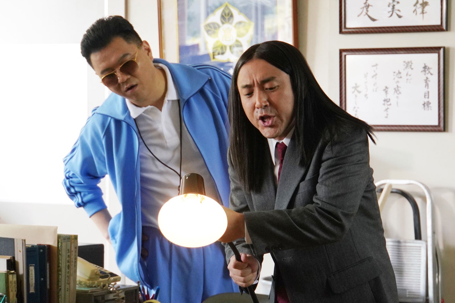 長谷川忍・ムロツヨシ／「今日から俺は！！」第1話より（C）日本テレビ