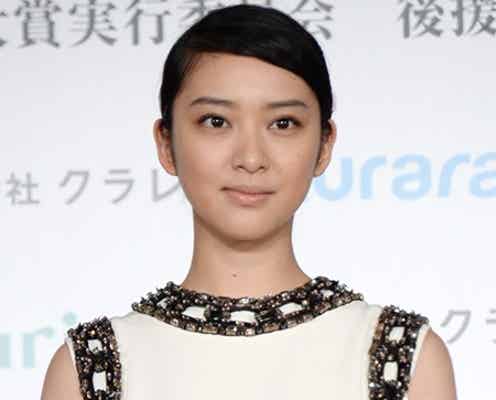 武井咲、コンプレックスを告白「ミニスカは履かない」