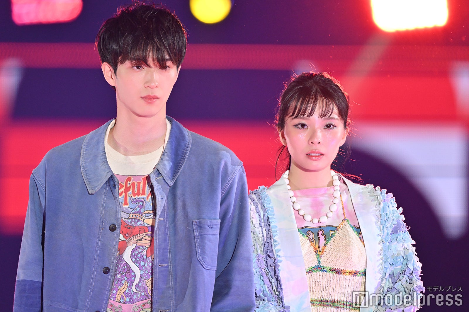 野村康太、川口ゆりな（C）モデルプレス