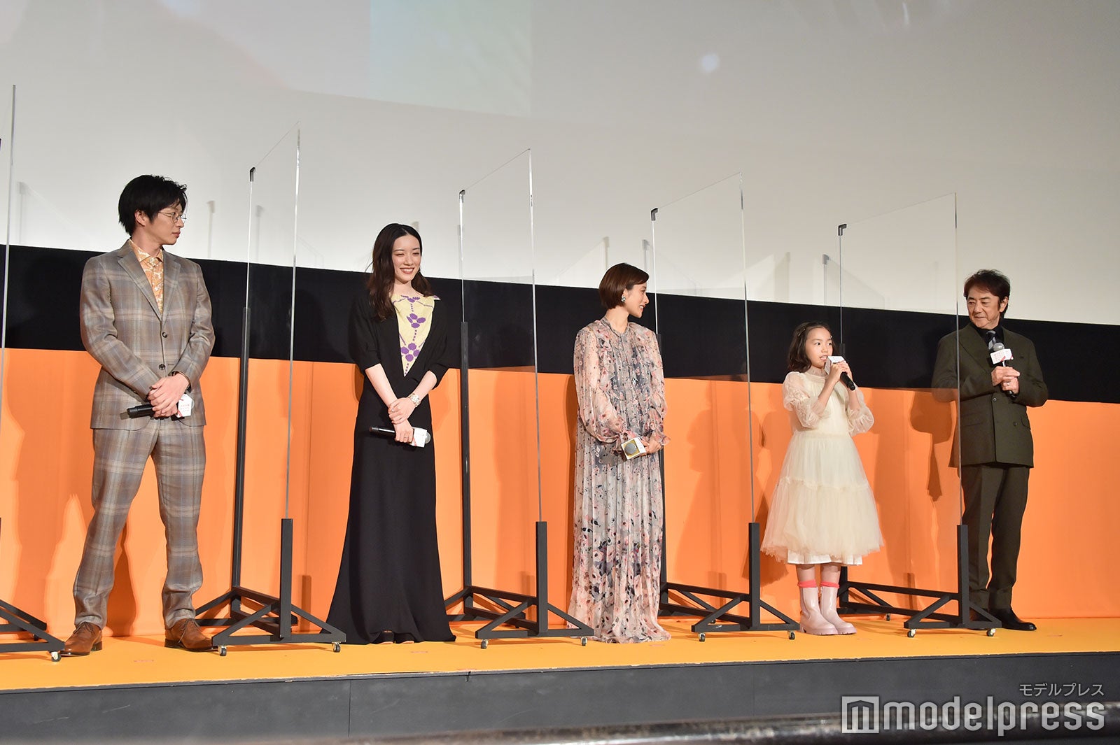 田中圭、永野芽郁、石原さとみ、稲垣来泉、市村正親（C）モデルプレス