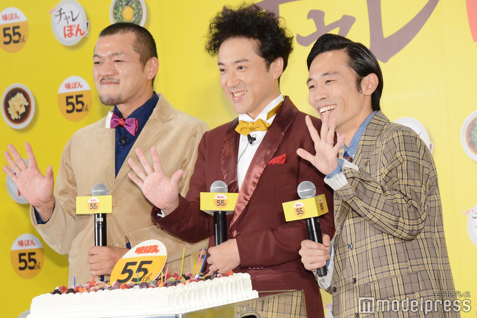 竹内まなぶ、ムロツヨシ、石田たくみ（C）モデルプレス