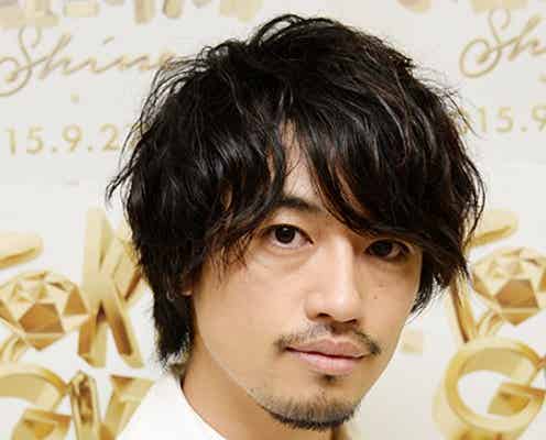 斎藤工が“女子力の高さ”を感じるアイテムとは 理想のお部屋デートを明かす<インタビュー>