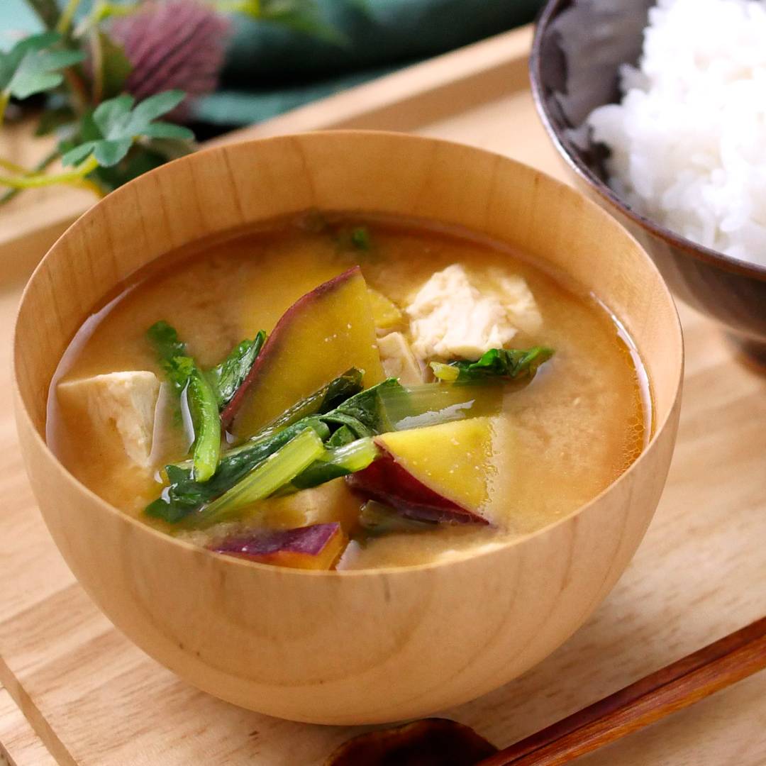 さつまいもと豆腐の味噌汁