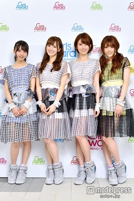 モデルプレスのインタビューに応じた乃木坂46(左から)齋藤飛鳥、白石麻衣、橋本奈々未、松村沙友理)