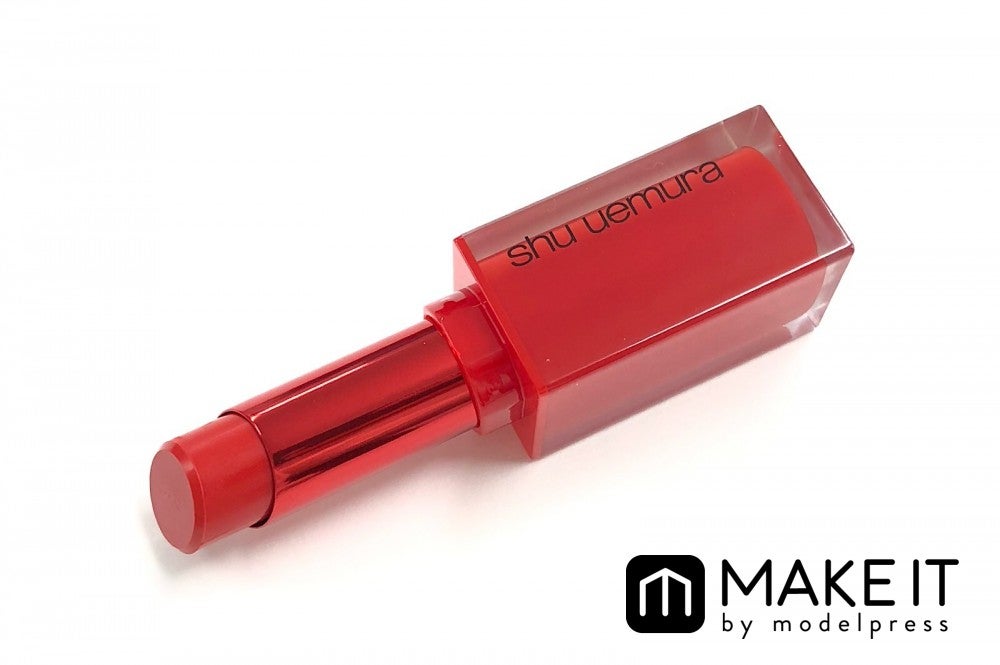 shu uemura／ルージュ アンリミテッド マット／M OR 570／3,300円（税抜） (C)メイクイット