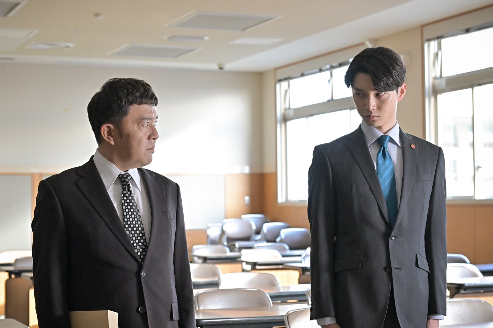 斉藤優、絃瀬聡一「クジャクのダンス、誰が見た？」第9話（C）TBS