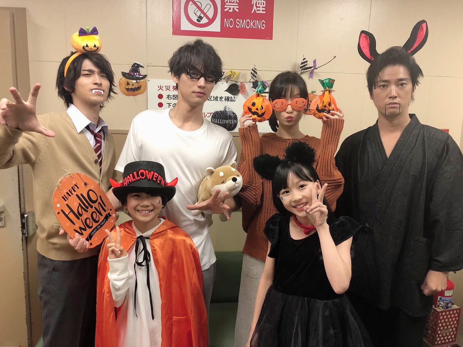 福士蒼汰＆菜々緒＆横浜流星＆桐谷健太ら“花巻家”のハロウィンショットが「楽しそう」「最高の癒し」と話題に＜4分間のマリーゴールド＞